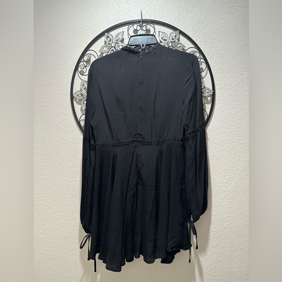 💜Forever 21 Crochet Overlay Mini Dress - Picture 4 of 4